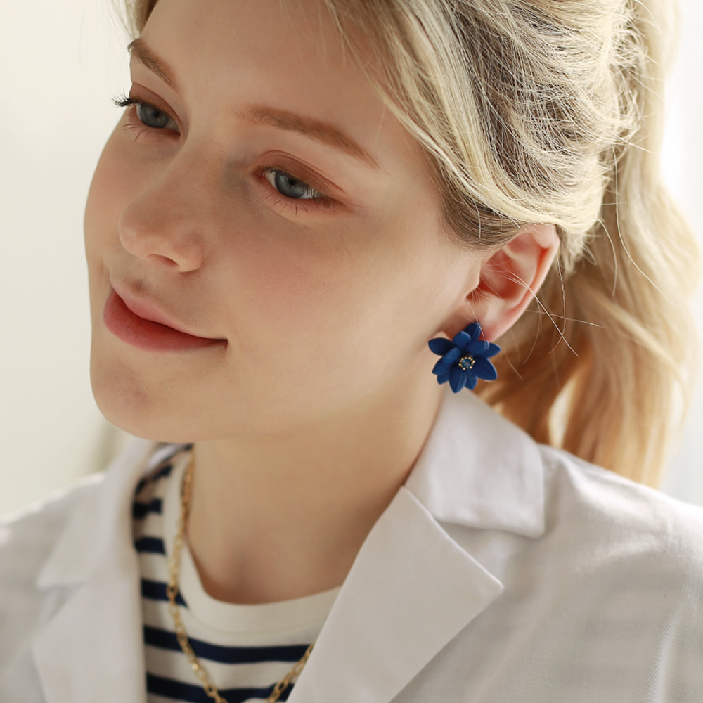 [수지, 레드벨벳 슬기 착용]티토니아 블룸 귀걸이